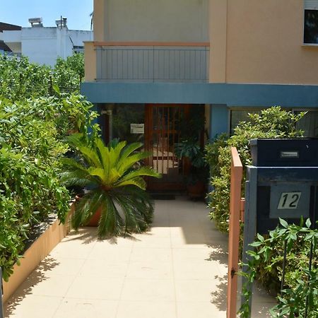 Spacious Apartment With Balconies, Ac, King Bed, Near Dt And Transports Athena Bagian luar foto