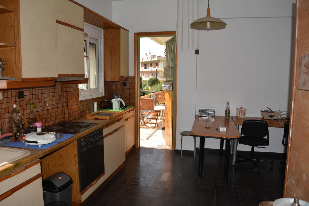 Spacious Apartment With Balconies, Ac, King Bed, Near Dt And Transports Athena Bagian luar foto